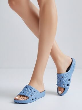 Crocs Classic Geometric Slide Sandal